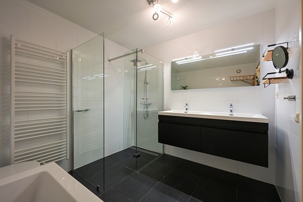 Medium property photo - Scheveningseslag 47, 2586 CJ The Hague
